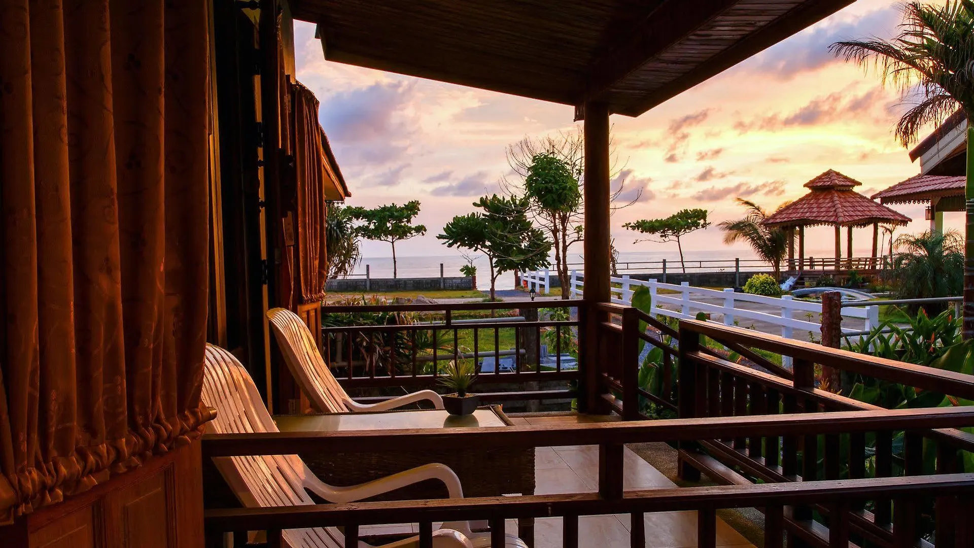 Baan Rabieng Resort Koh Lanta Thailand